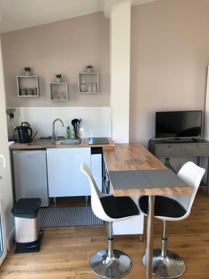 Maisonnette Avec Jardin, Thermal, Artem
