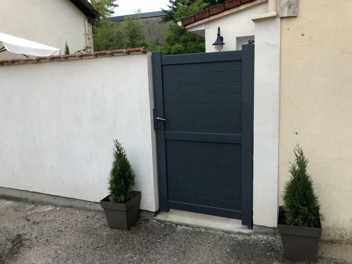 Maisonnette Avec Jardin, Thermal, Artem *